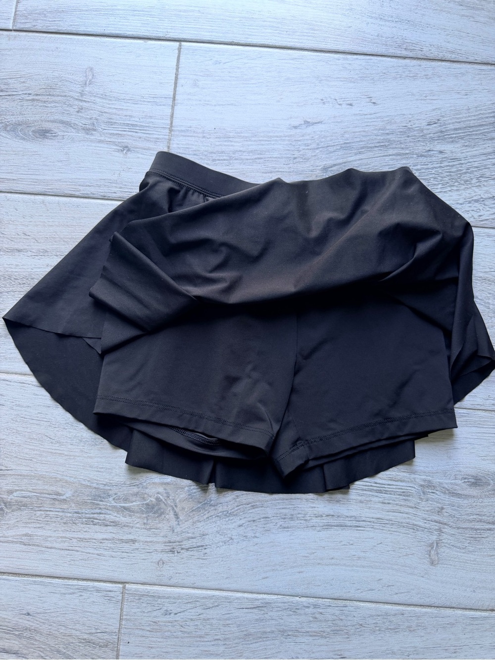 DSG Girls Skort, Black, Size 10-12 - Picture 2 of 4